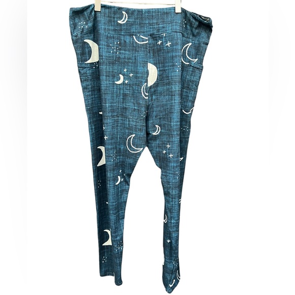 TL Clothing Full Length Leggings with Pockets Blue with Crescent Moons Size TC2 - Picture 3 of 5